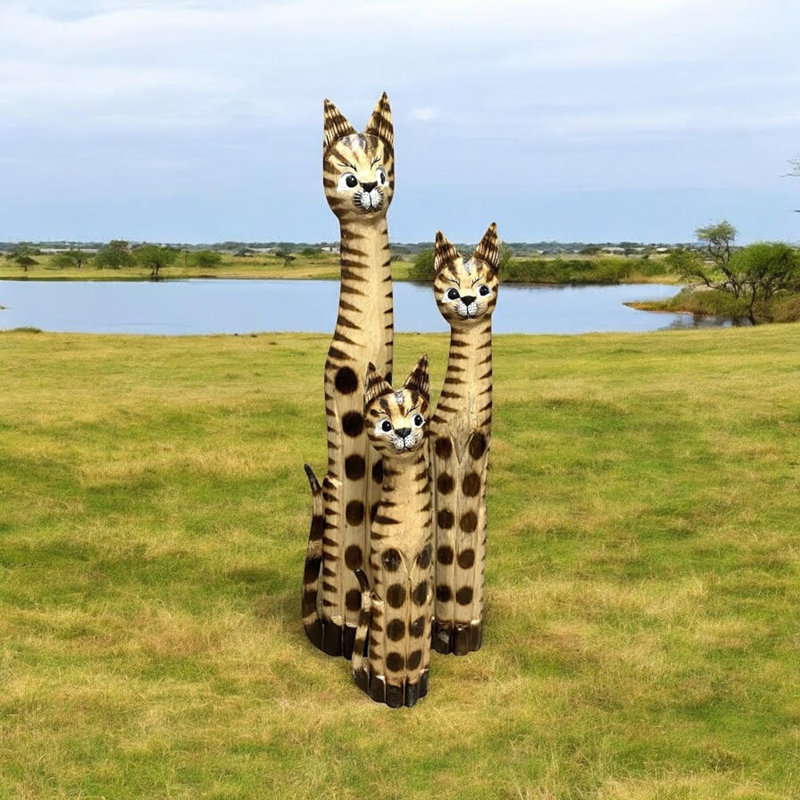 Deshala Animals Statue