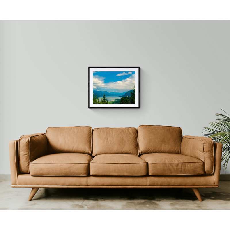 «Vista House Above the Gorge» par Tom Kostes - photographie, H 25,25 po x l 31,25 po, Papier avec cadre noir