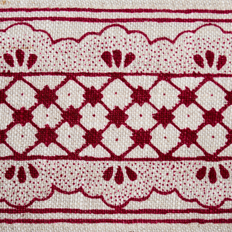 Schumacher x Mary McDonald Davison Scalloped Tape, Crimon/White