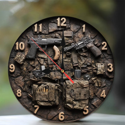 Horloge militaire avec fusils et munitions