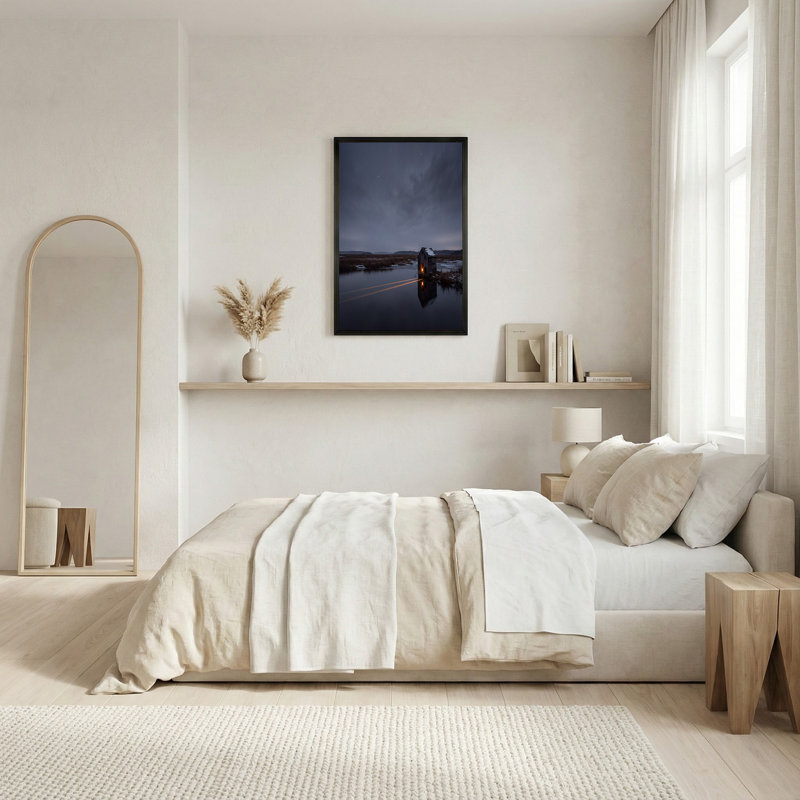 Art mural sur toile, "Lit en bois éclairé", H 20 po x l 30 po