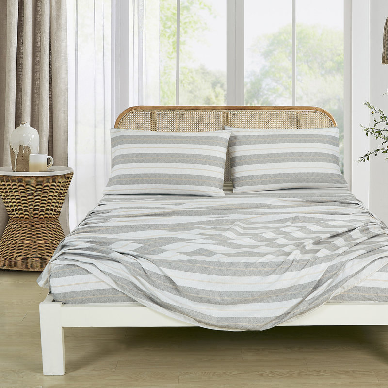 Lodge Geometric Printed Microfiber Sheet Set, Queen Sheet Set with 2 Pillowcases