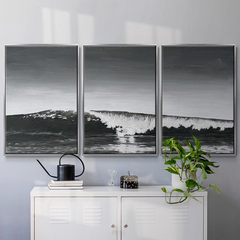 «Black & White Waves I», reproduction sur toile 3 pièces, H 40 po x l 78 po, Encadrement argenté