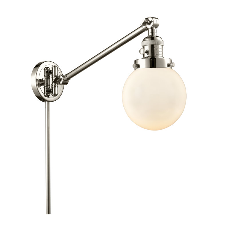 Lampe murale avec bras pivotant 6 po Shauna Beacon, Blanc mat, Incandescente, Nickel poli