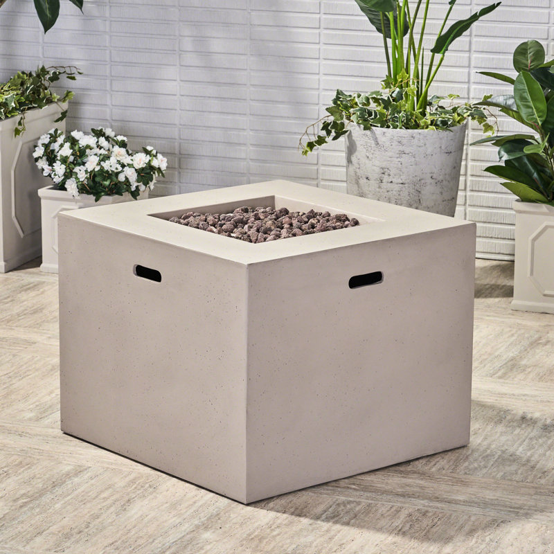 40 000 chauffages extérieurs, foyer extérieur carré de 31 po, béton léger, coin détente pour patio, foyer gris, fournisseur de chaleur, cour arrière élégante,