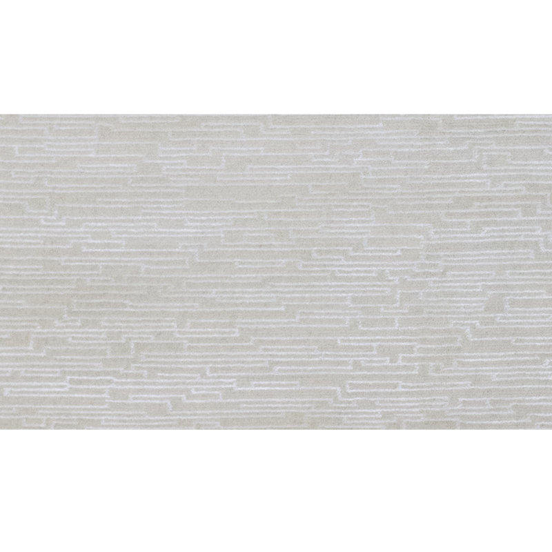 Hand Knotted Area Rug in White And Cream, Rectangle 6' x 9'