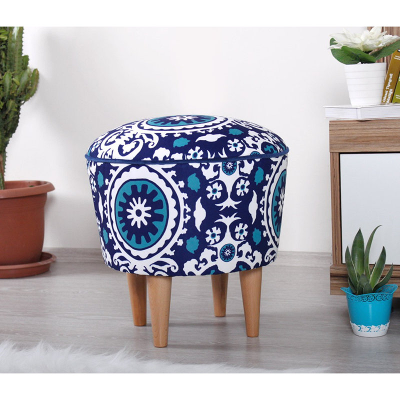 Pouf traditionnel avec pieds en bois, damas bleu et blanc, 16,5 po x 16,5 po x 16,5 po | 100% microfibre et 35 éponges orthopédiques pour plus de confort | Parfait pour le salon et les espaces de divertissement