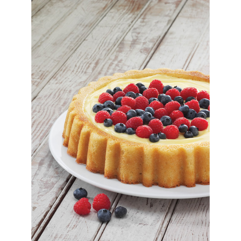 Chicago Metallic Cake Tin