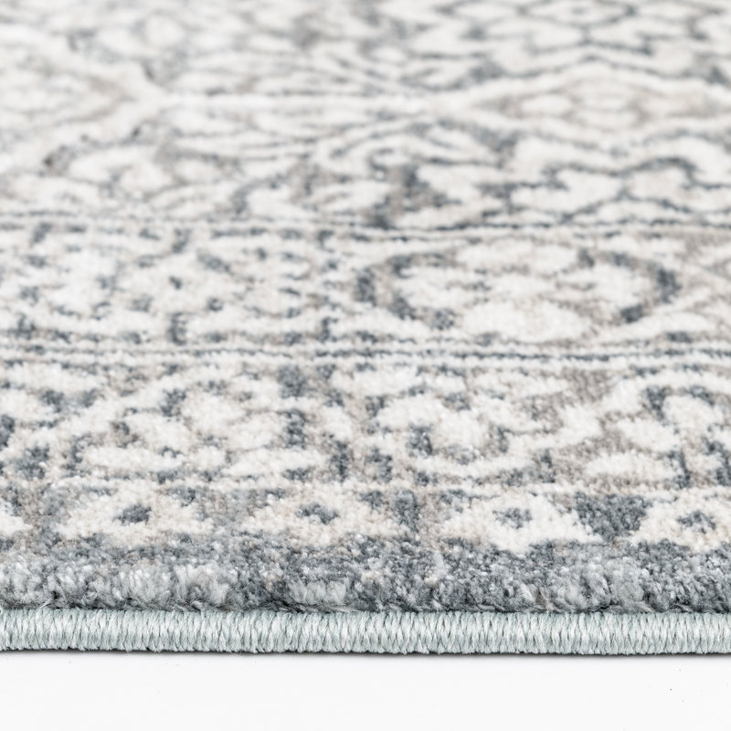 Bungalow Rose Puryear Taupe/Gray Traditional Indoor Polypropylene Area Rug, Rectangle 4'11.1" x 7'6.6"