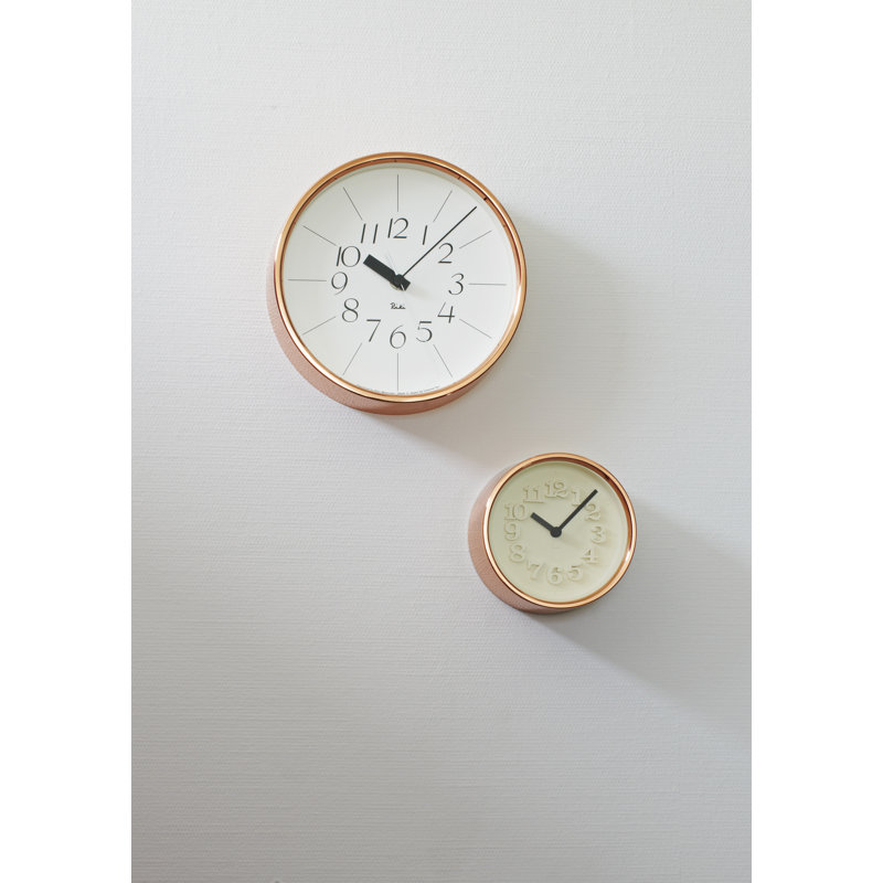 Carnlelis Manufactured Wood Tabletop Clock