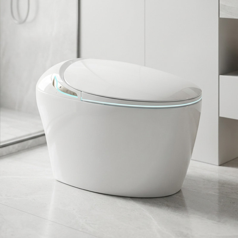 Toilettes bidet intelligentes Sanyipace, hauteur confort ADA, chasse d'eau puissante MaP 1000 g, ouverture et fermeture automatiques, capteur de pied pour hommes, séchoir à air chaud intégré et siège de toilette entièrement automatique.