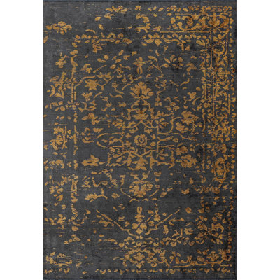 Médaillon floral traditionnel