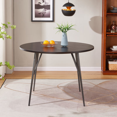 Moline 4 - Person Dining Set