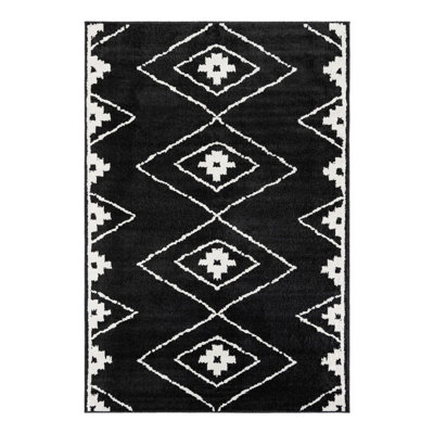Latitude Run® Vefsna Nikolis Rug Black