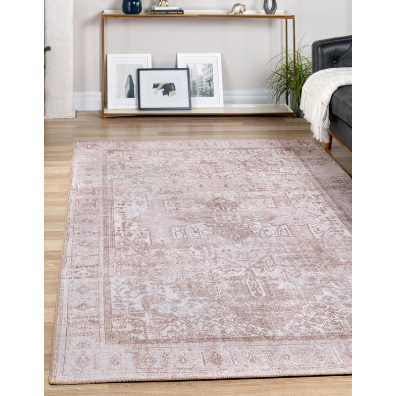 Tapis transitionnel Amilio de couleur beige / ivoire, Rectangle 7 pi 6 po x 10 pi 6 po