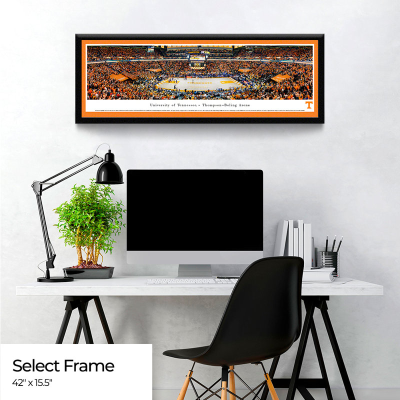 NCAA Tennessee Basketball, impression panoramique, H 15,5 po x l 42 po x P 0,88 po, Cadre flottant noir