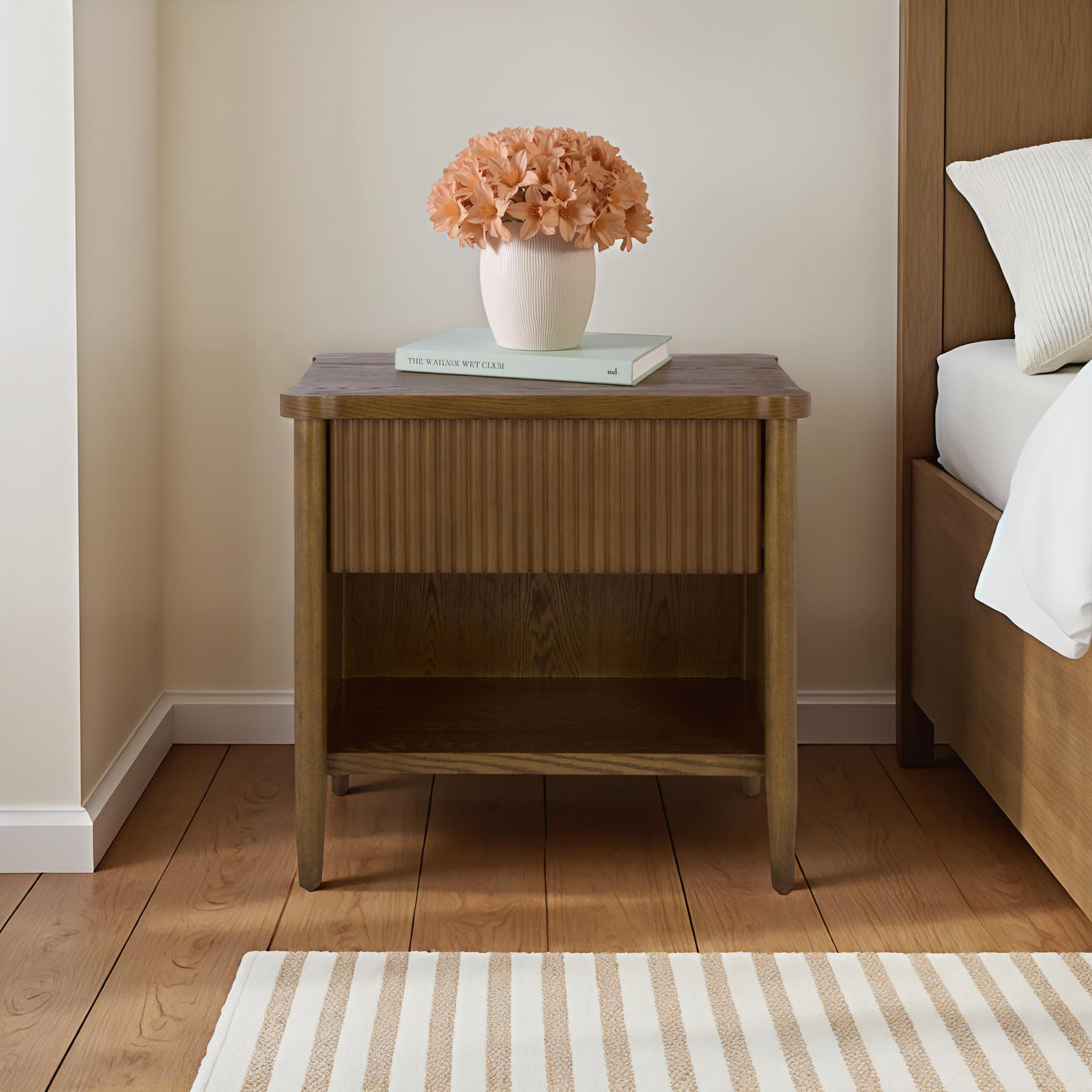 1-Drawer Reeded Nightstand, Medium Oak