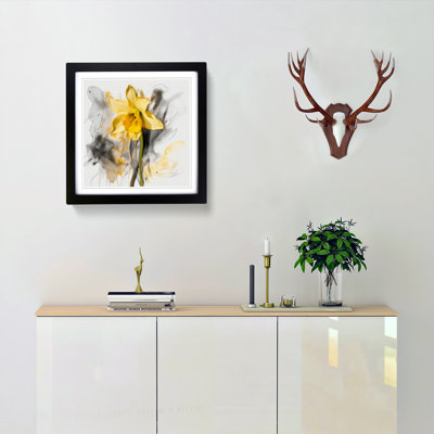 Daffodil Gestural Art No.1 - Framed Print