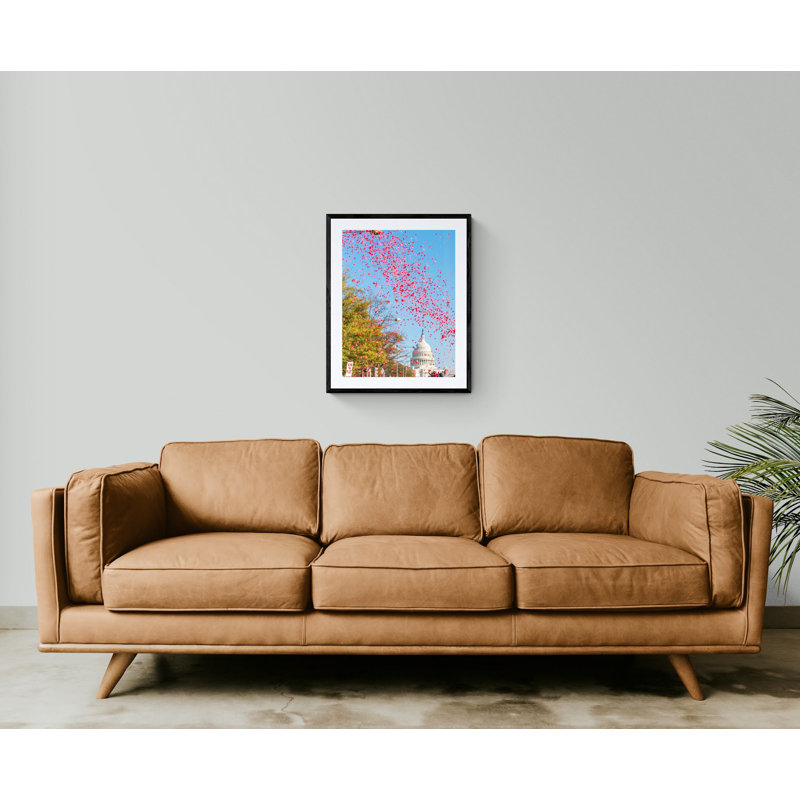 Nats Win! par Angela Pan - photographie, Papier avec cadre noir, 30" H x 24" W