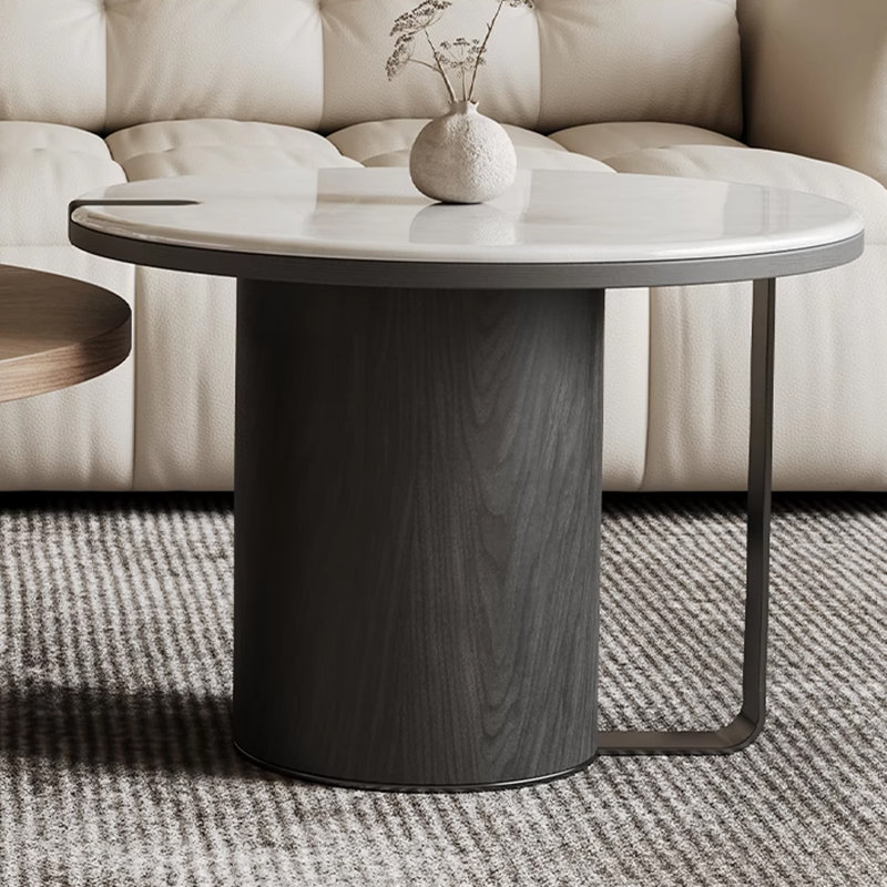 Ensemble de tables basses en bois de style minimaliste