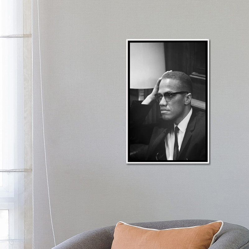Malcolm X (1925-1965) de Marion Trikosko-impression, Pas de tapis, H 26 po x l 18 po x 1,5 po, Toile blanche encadrée