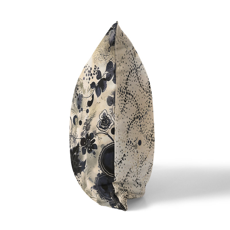 Coussin Porcelain Petal Whispers, H 16 po x l 16 po, Gris / Orange