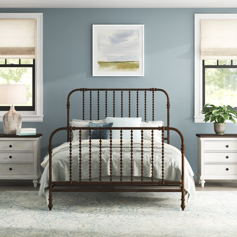 Earling Metal Spindle Bed, Queen