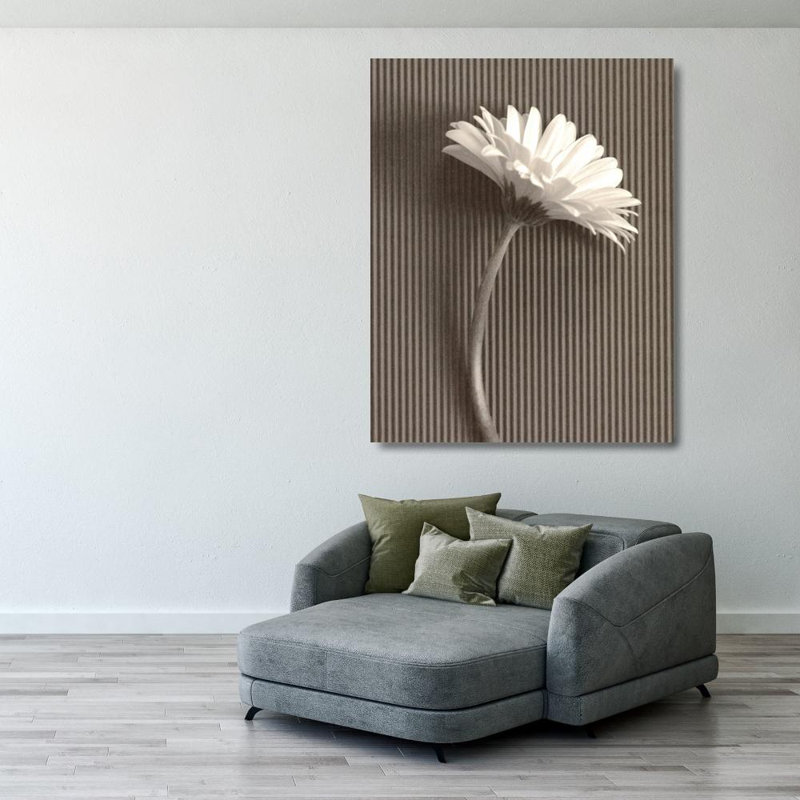 Fresh Cut Gerbera Daisy III, 35" H x 28" W