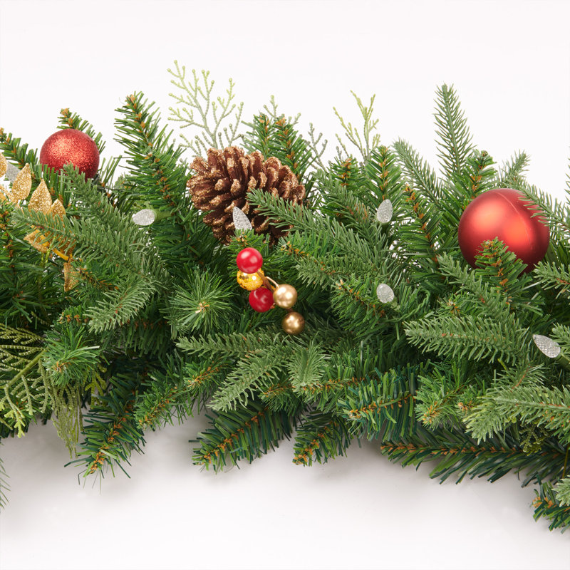 Guirlande de Noël 9 pi avec 70 lumières chaudes