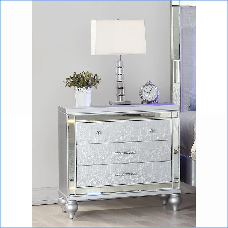 Table de chevet 3 tiroirs Sterling Silver, Argent argent