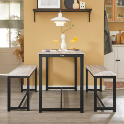 Glain 4 - Person Dining Set