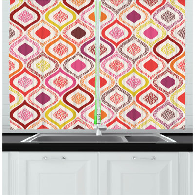 Geometric Pointed Kitchen Curtain