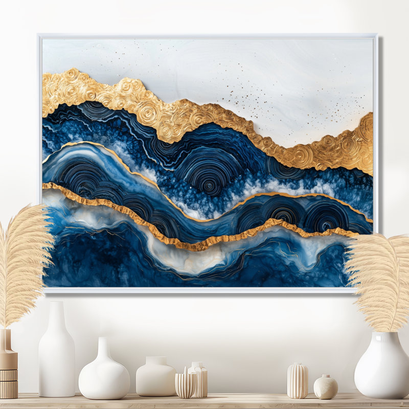 «Safire Lake Into The Pine Forest IV» - art mural lac, H 12 po x l 20 po, Cadre flottant, Blanc