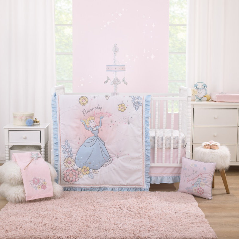 Disney Sweet Princess Light 100% Cotton Photo Op Fitted Crib Sheet