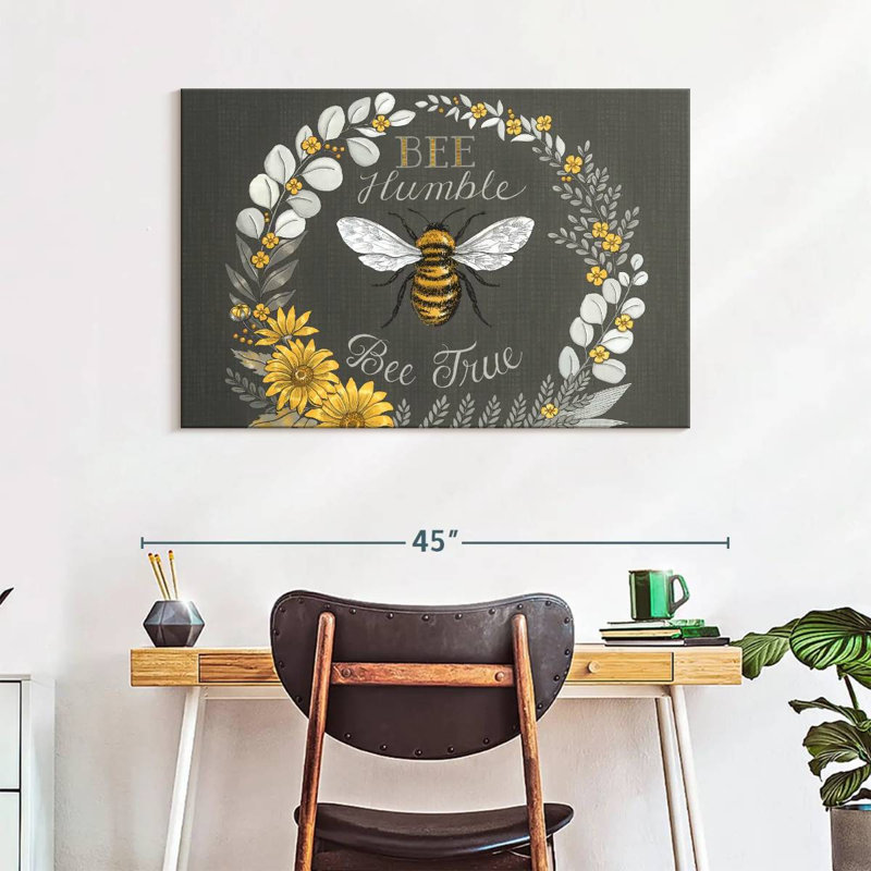 Brampt Bee Humble Bee True, 26" H x 39" W