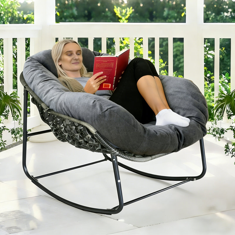 Chaise berçante moderne, structure en métal, dossier ergonomique avec coussin épais, capacité de 330 lb, porche intérieur et avant, jardin, cour arrière, confortable et durable