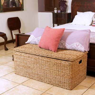 Axal Wicker Trunk
