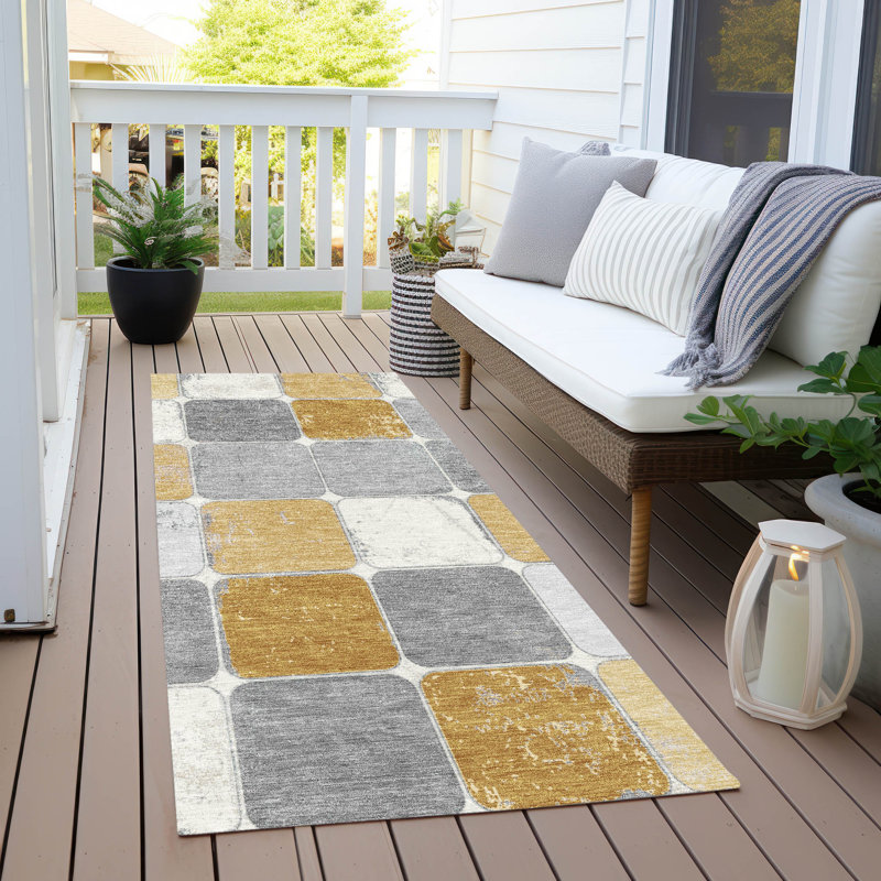 Machine Washable Indoor/Outdoor Xhevrie Gold Rug, Runner 2'3" x 7'6"