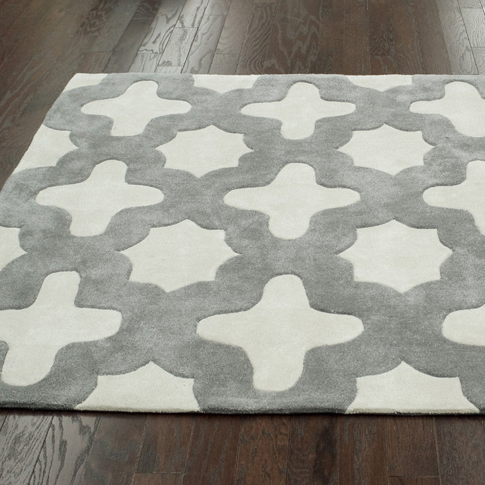 Rug, 6' x 9'