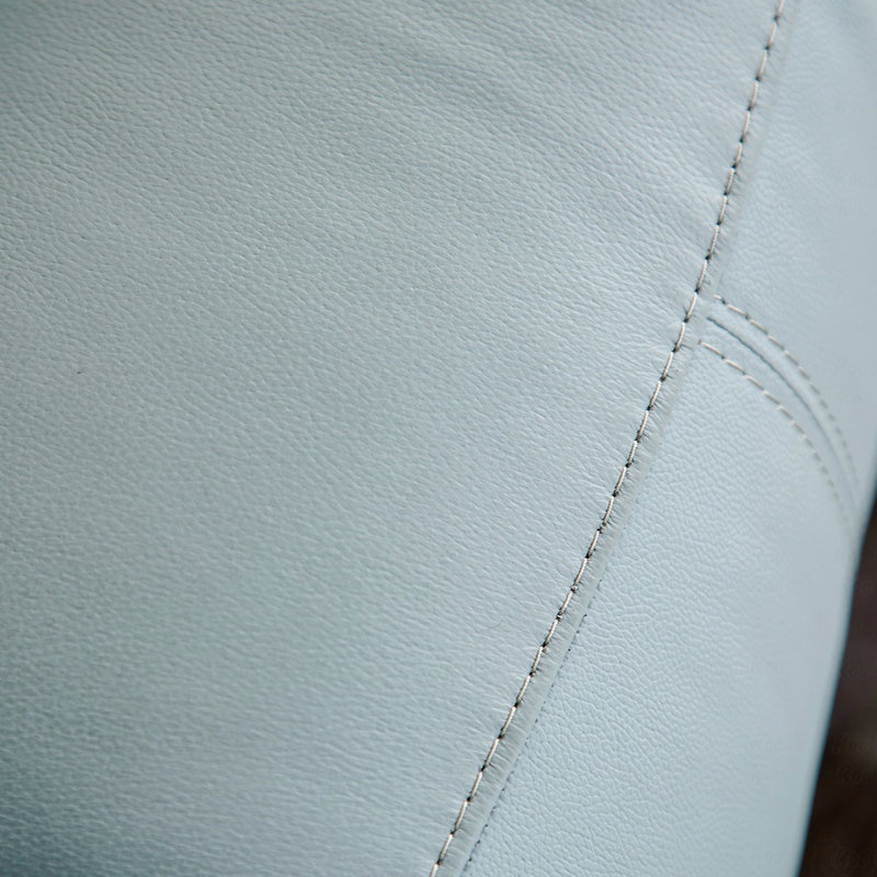Style transitionnel 1pc avec fauteuil inclinable avec garniture en welt et accoudoirs avec finition bleu poudre et salon principal