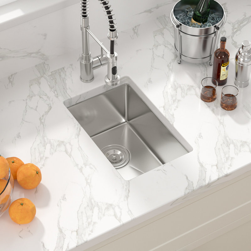 Évier de cuisine en acier inoxydable encastré à simple cuve calibre 16 L 12 po x l 18 po