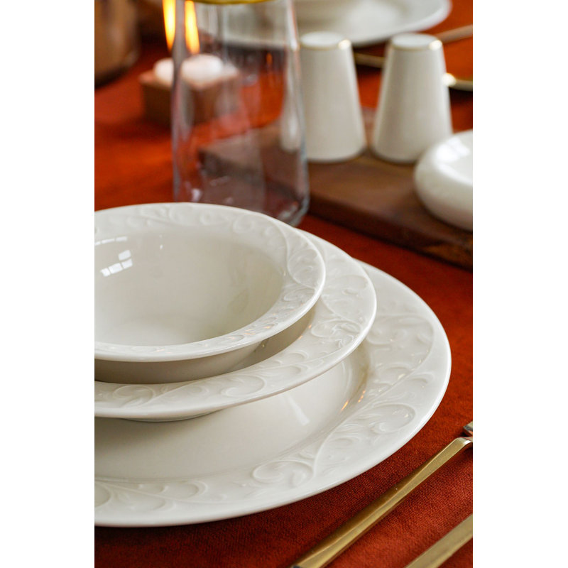Service de table (18 pièces)