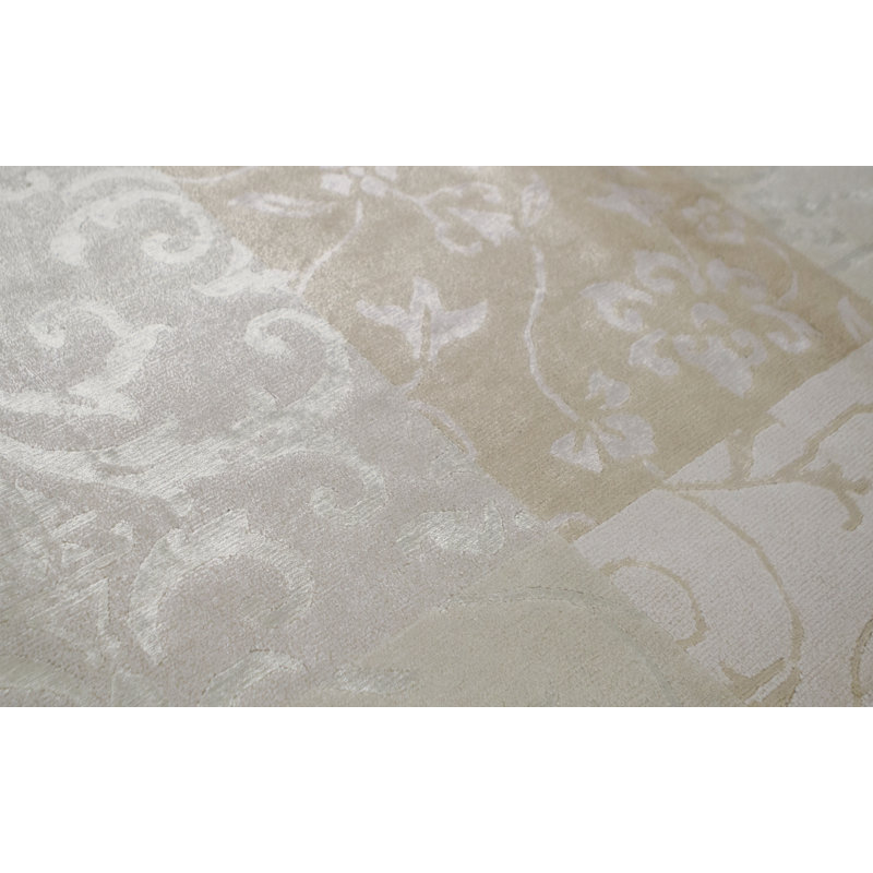 Abstract Area Rug in Ivory/Beige, Rectangle 6'7" x 8'2"