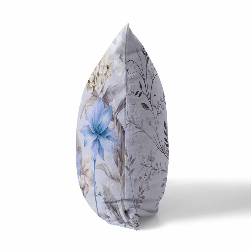 Coussin décoratif réversible Wildflower Whimsy, Bleu / argent / gris floral, H 16 po x l 16 po
