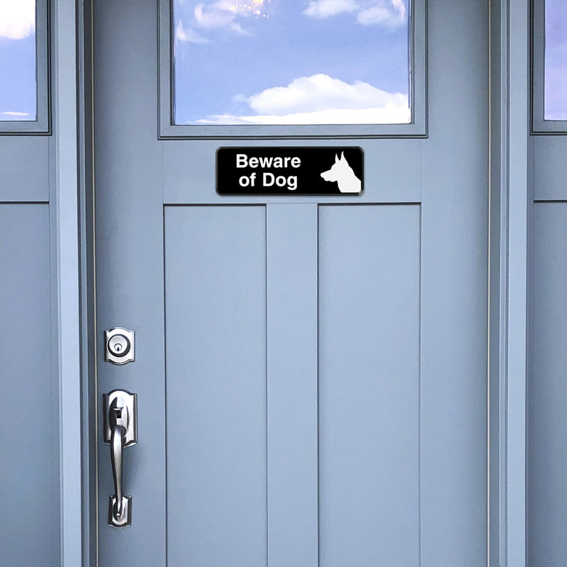 Panneau «Méfiez-vous des chiens»