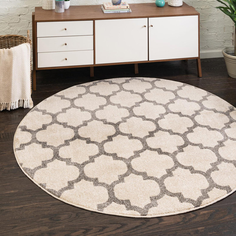 Molly Geometric Indoor Rug, Round 7'10"