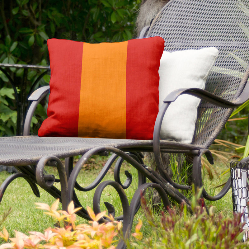 Coussin intérieur / extérieur , 16 po x 1 po, Rouge / Orange