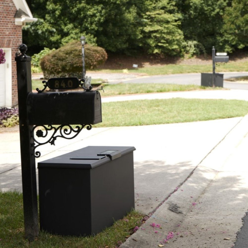 Loxx Boxx X-large Steel Package Drop, Matte Black