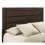 Lit tapissier, rainures noires audacieuses, style transitionnel, conception sans linge, centre de table percutant