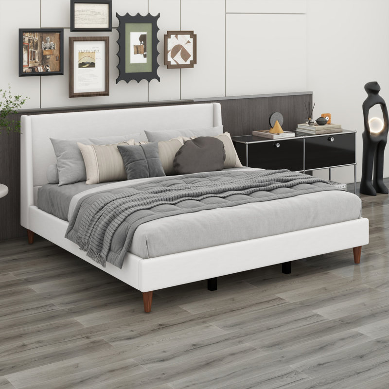Lit plateforme tapissier avec tête de lit à oreilles et pieds en bois, Très grand lit, Ivoire ivoire